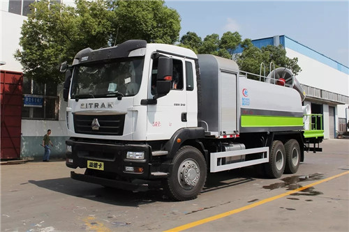 國(guó)六重汽汕德卡多功能抑塵車(方圓罐-CLW5250TDYZ6選裝60-120米霧炮)