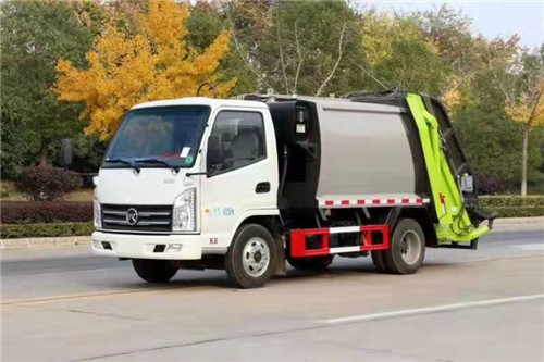 今日車型推薦：凱馬藍(lán)牌4方壓縮垃圾車