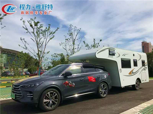 背馱式拖掛房車圖片