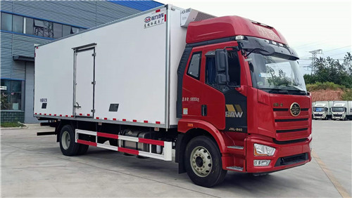 國六解放J6L精英版7.5米冷藏車，10噸國六冷藏車