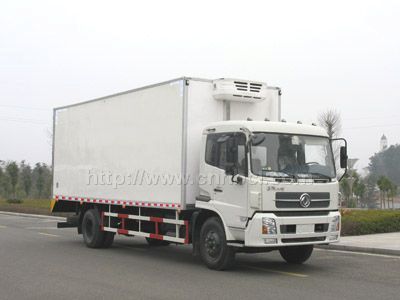 7米4東風(fēng)天錦冷藏車